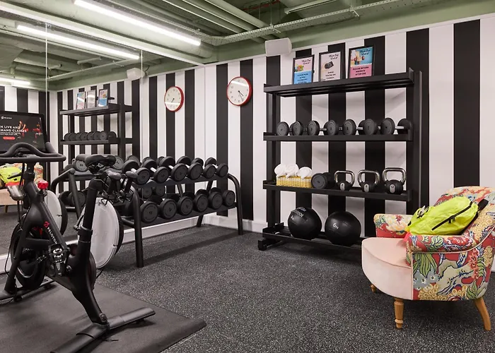 5 Star Hotels near Brick Lane, London - Indulge in Unparalleled Luxury